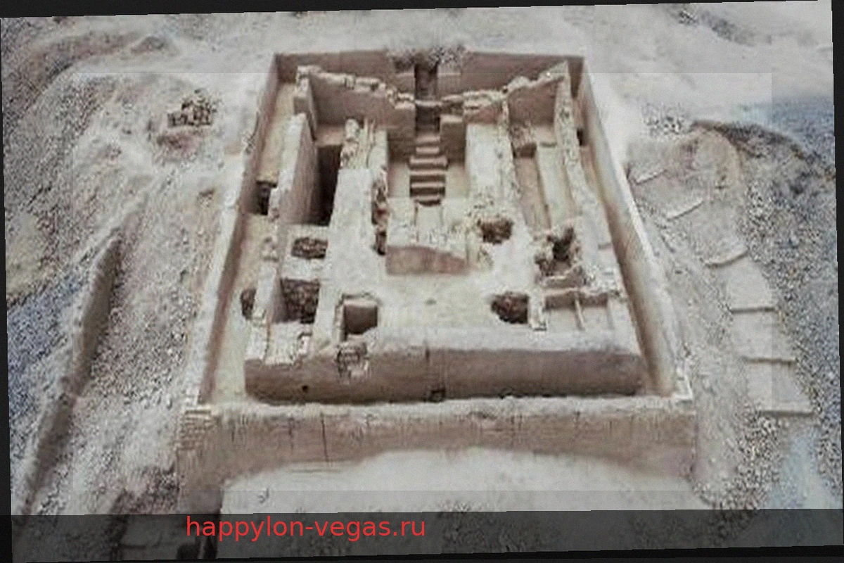 Обнаружена почти нетронутая гробница культуры Чимú возрастом более 600 лет с 38 останками в Перу